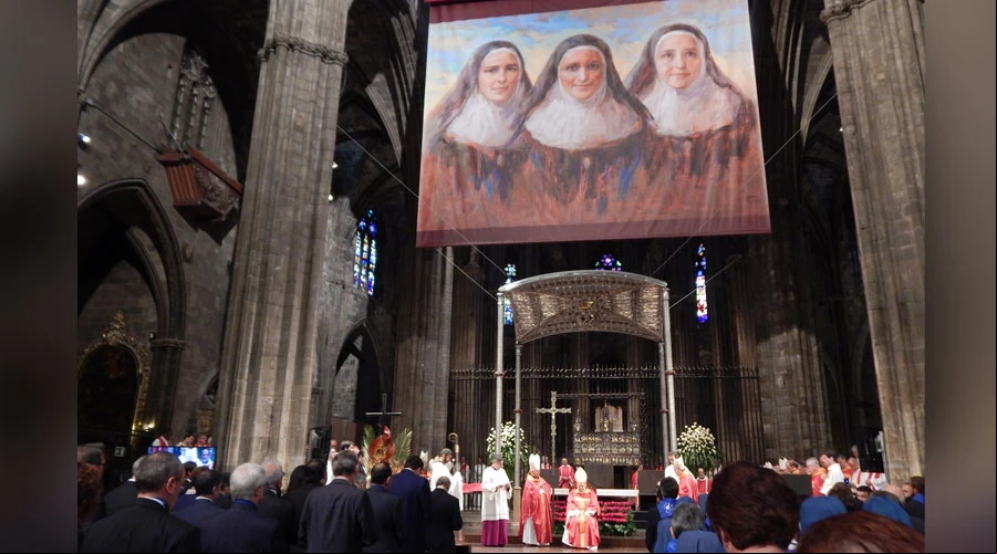 Beatificaciu00f3n de las tres religiosas mu00e1rtires en la catedral de Gerona (Espau00f1a). Foto: Blanca Ruiz.  ?w=200&h=150