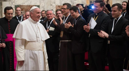 [FOTOS] Papa Francisco explica quu00e9 es un misionero de la misericordia