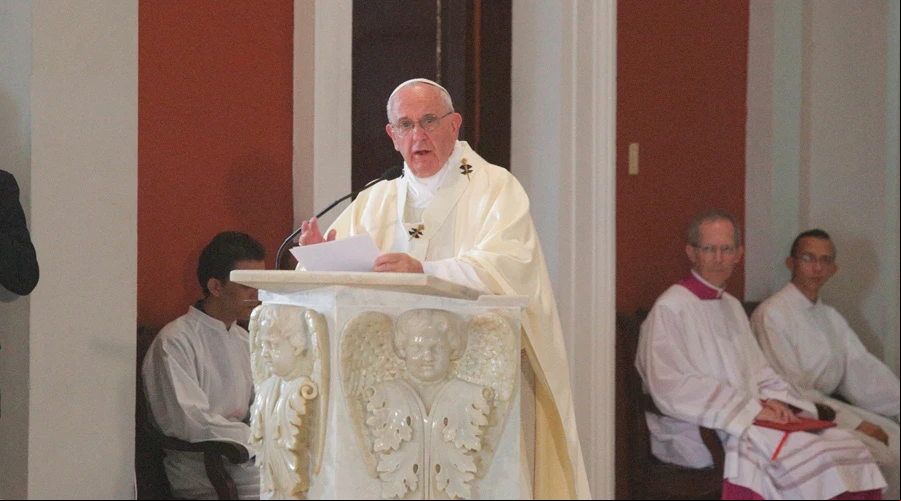 Papa Francisco en Misa en Santuario de la Virgen de la Caridad del Cobre. Foto: Alan Holdren / ACI Prensa?w=200&h=150
