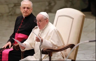 El Papa Francisco durante la Audiencia General. Foto: Pablo Esparza / ACI Prensa 