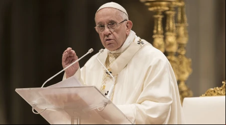 Papa Francisco pide a mu00e9dicos rechazar la tentaciu00f3n de la eutanasia y el suicidio asistido