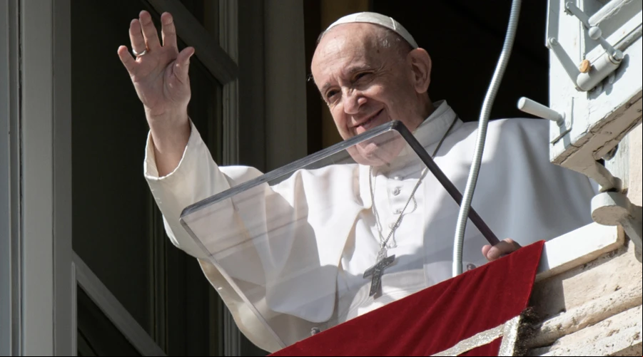 El Papa Francisco en el rezo del u00c1ngelus. Foto: Vatican Media?w=200&h=150
