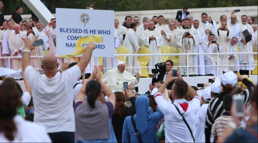 El Papa Francisco en la Plaza Madre Teresa en Albania (Foto Daniel Ibu00e1u00f1ez / ACI Prensa)?w=200&h=150