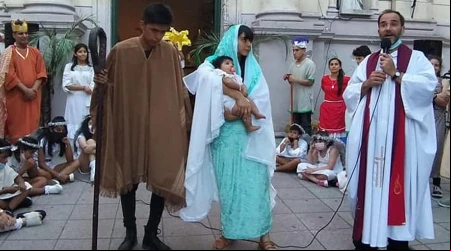 Comunidades llevan alegru00eda y esperanza a travu00e9s de tradicionales pesebres vivientes