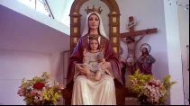 Imagen de la Virgen de Coromoto en la Iglesia Nuestra Seu00f1ora del Carmen en la Ciudad de Bocono. Cru00e9dito: Sarcus06 / Wikimedia Commons (CC BY-SA 4.0). 