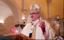 Cardenal Pierbattista Pizzaballa, Patriarca Latino de Jerusalén, en la Misa de Nochebuena en Belén.