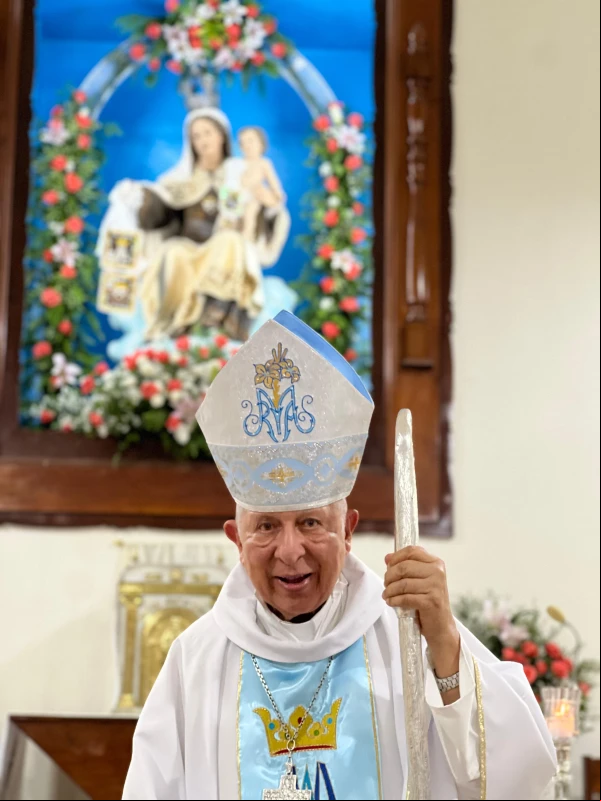 Mons. Ramón Benito de la Rosa y Carpio, Arzobispo Emérito de Santiago de los Caballeros (República Dominicana). Crédito: Anthony García, asistente de Mons. de la Rosa.
