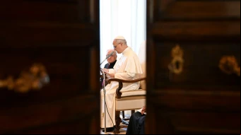 El Papa en su discurso a los participantes en los Capítulos Generales de la Sociedad de las Misiones Africanas, de la Tercera Orden de San Francisco y a los Formadores de los Siervos del Paráclito.