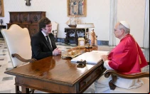 El Papa León XIV y el presidente Javier Milei, durante la audiencia de este 7 de junio en el Vaticano.