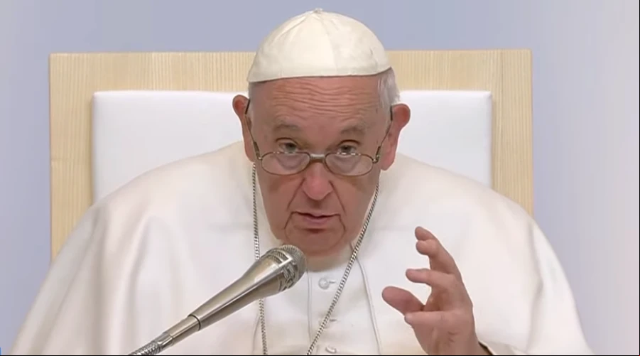 El Papa Francisco, durant el encuentro con el mundo universitario y de la cultura en Budapest. Cru00e9dito: Vatican Media?w=200&h=150