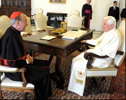 Cardenal Juan Luis Cipriani con el Papa Benedicto XVI (foto Arzobispado de Lima)?w=200&h=150