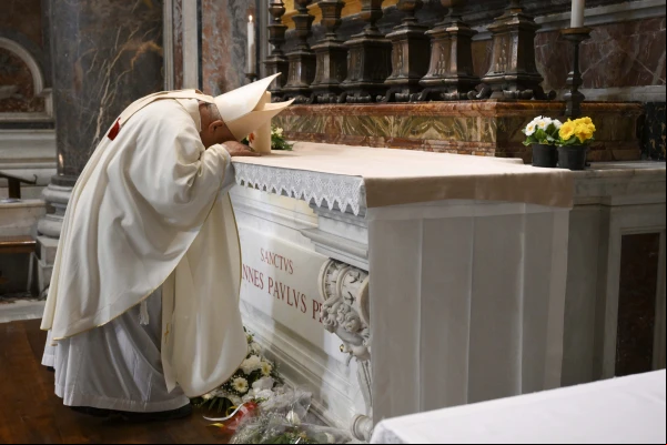 La tumba de San Juan Pablo II en la basílica de San Pedro. Crédito: Vatican Media