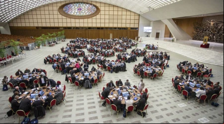 Los participantes del Sínodo de la Sinodalidad en el Aula Pablo VI 18102024