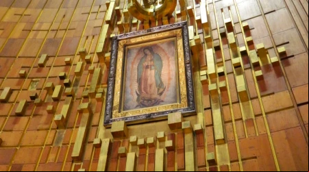 Imagen original de la Virgen de Guadalupe en su Santuario en Ciudad de México