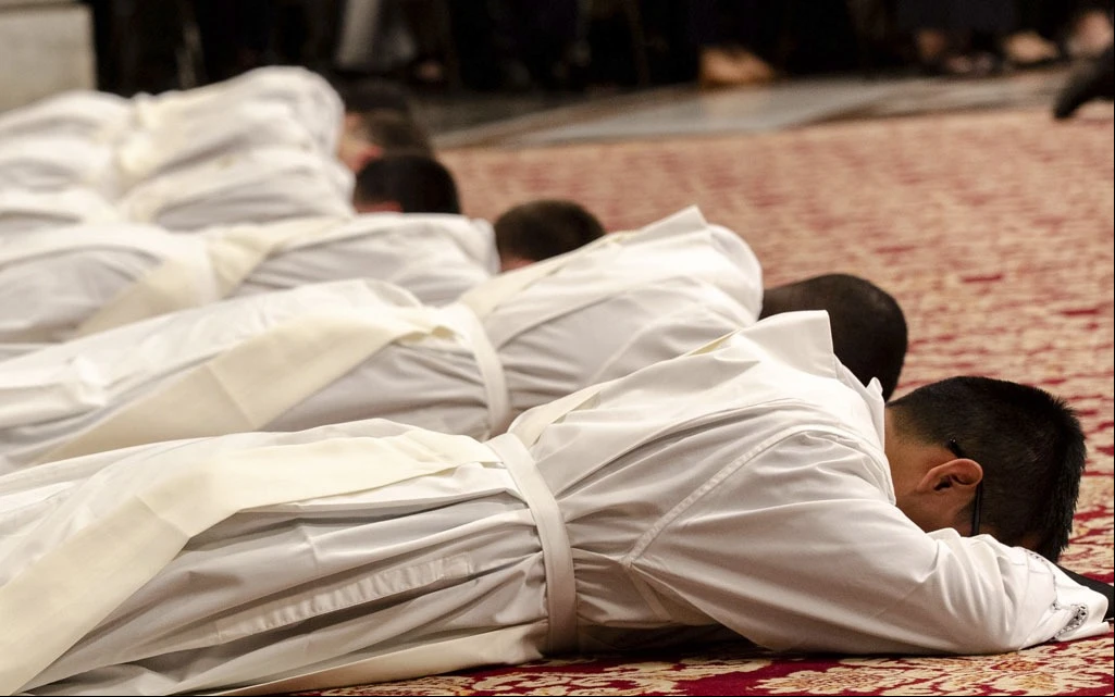 Foto referencial de una ordenación sacerdotal.?w=200&h=150